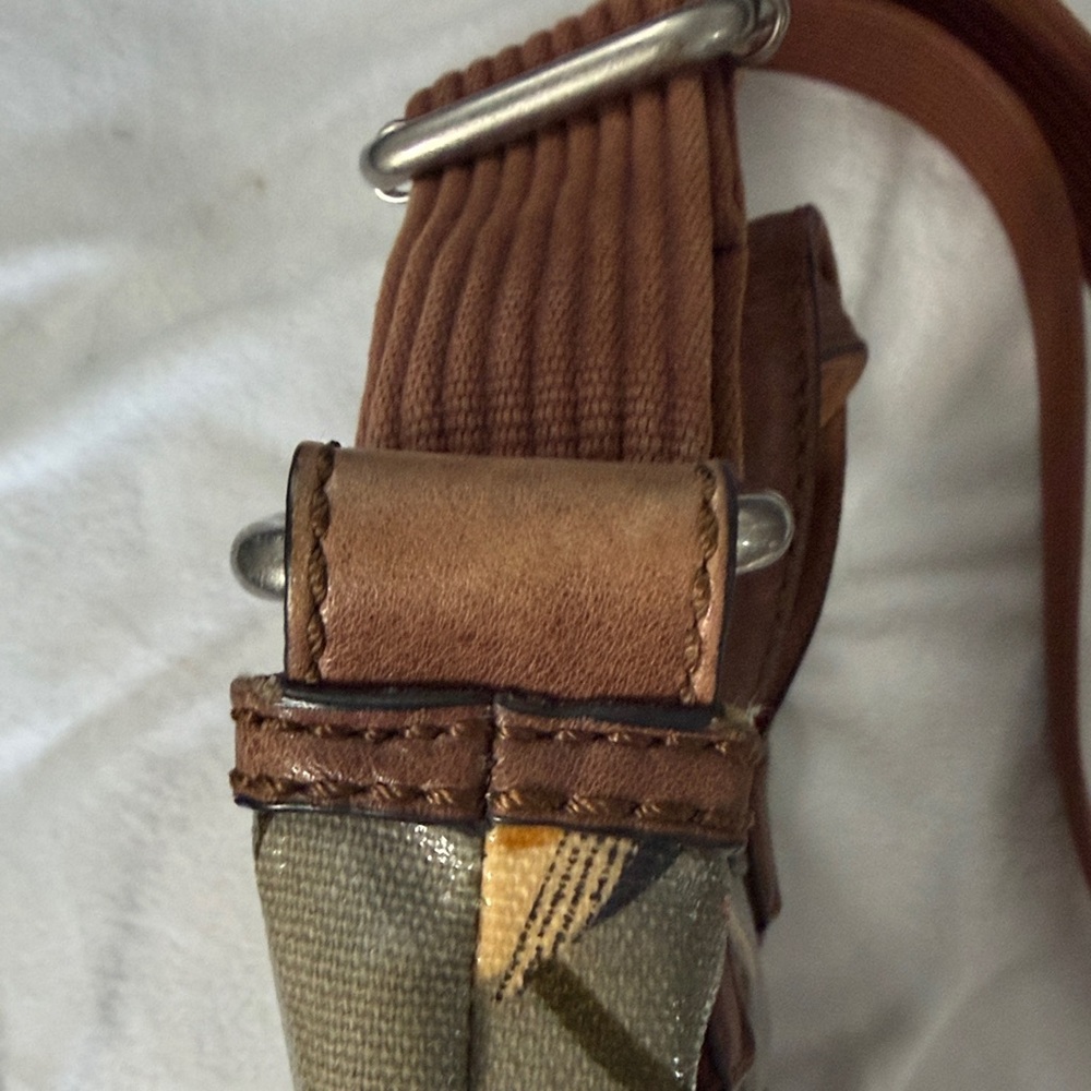 Fossil Crossbody Bag with Bird Design - Brown and Gray and Purple - Picture 6 of 15